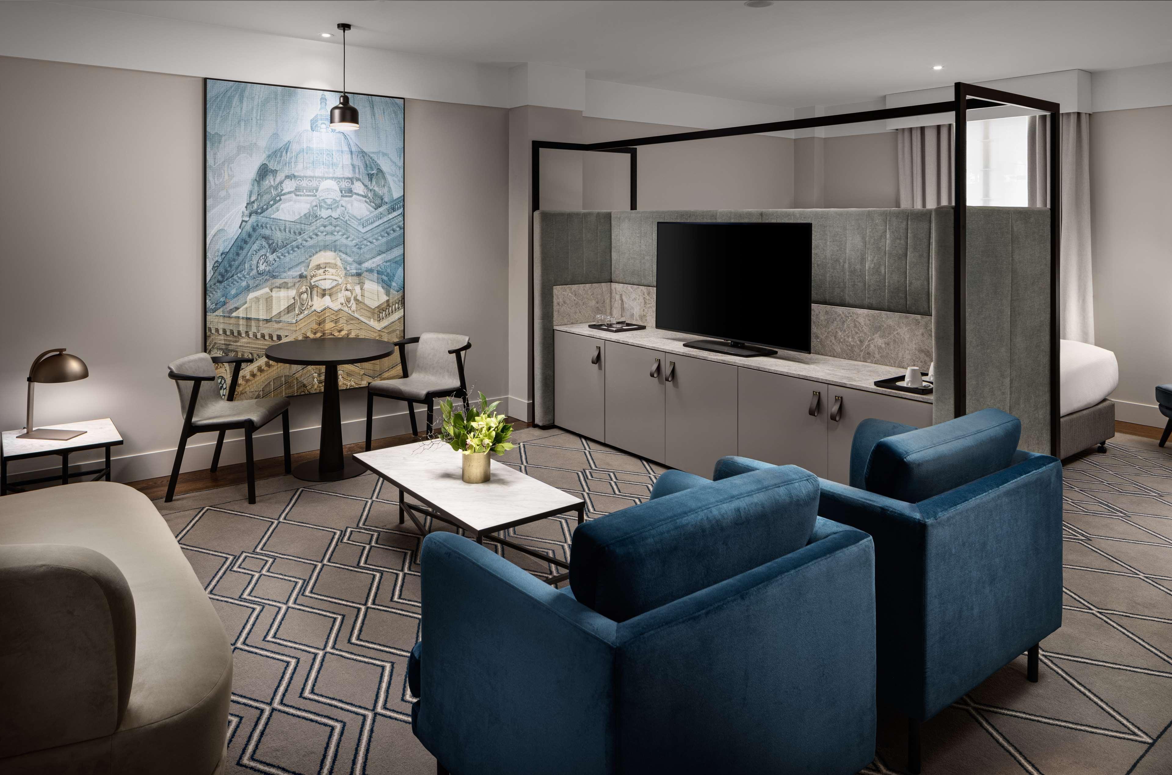 ฮิลตัน เมลเบิร์น ลิตเติล ควีน สตรีท Hotel ภายนอก รูปภาพ A suite at the hotel